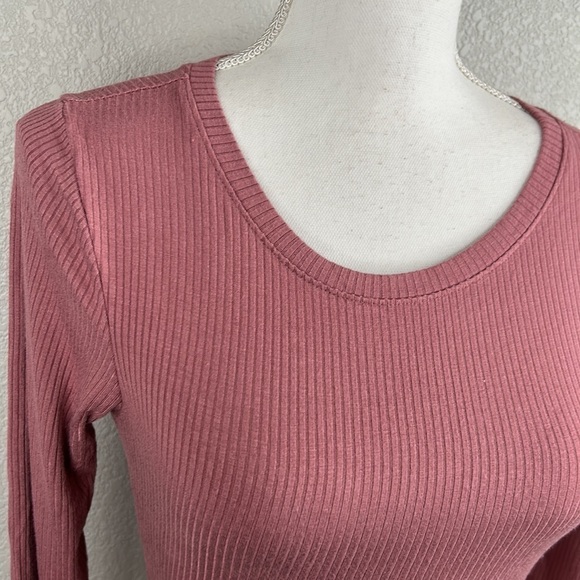 Bozzolo Mauve Ribbed Cropped Long Sleeve Crewneck Top Size Small - Picture 2 of 5